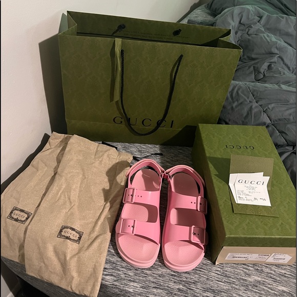 Gucci Shoes - Pink GUCCI sandals